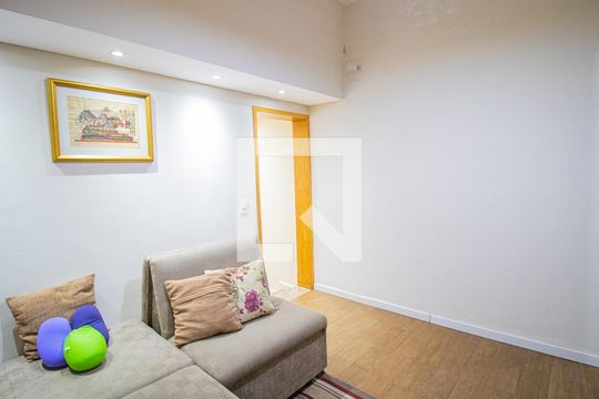 Sala 2 de casa à venda com 3 quartos, 130m² em Vila Medeiros, São Paulo