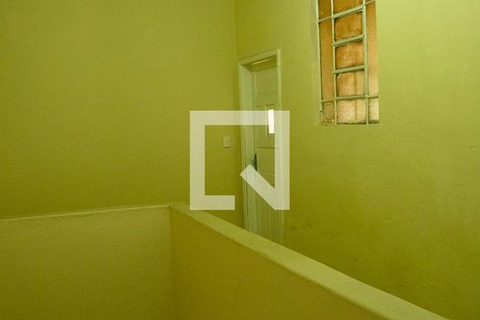Acesso ao Apartamento de apartamento para alugar com 4 quartos, 100m² em Centro, Mesquita