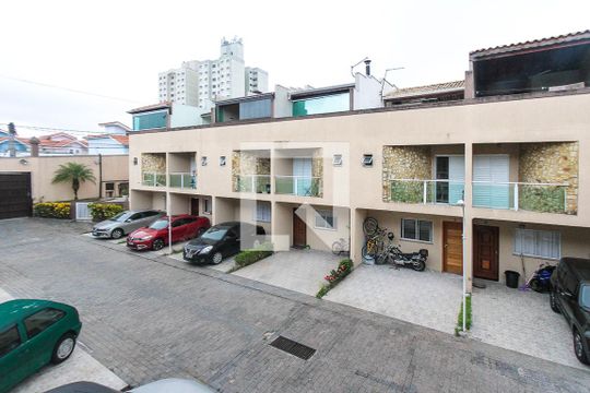 Vista de casa de condomínio à venda com 2 quartos, 150m² em Vila Ema, São Paulo