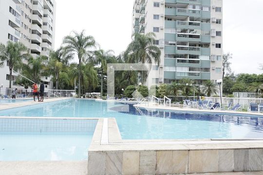Área comum - Piscina de apartamento para alugar com 2 quartos, 70m² em Camorim, Rio de Janeiro