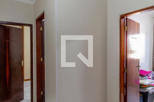 Corredor de casa à venda com 3 quartos, 94m² em Artur Alvim, São Paulo