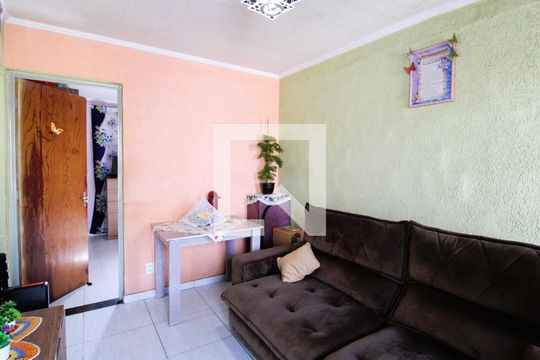 Apartamento à venda com 2 quartos, 43m² em Chácara São João, São Paulo