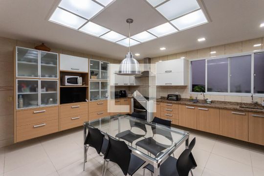 Cozinha de casa à venda com 3 quartos, 200m² em Tijuca, Rio de Janeiro