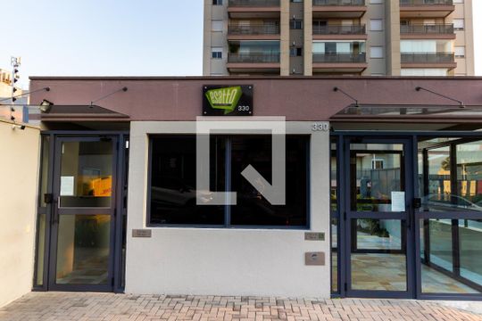 Fachada de apartamento para alugar com 2 quartos, 62m² em Vila Paiva, São Paulo