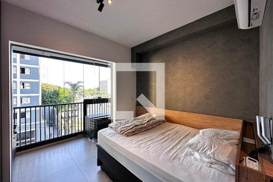 Quarto de kitnet/studio à venda com 0 quarto, 22m² em Jardim das Acacias, São Paulo