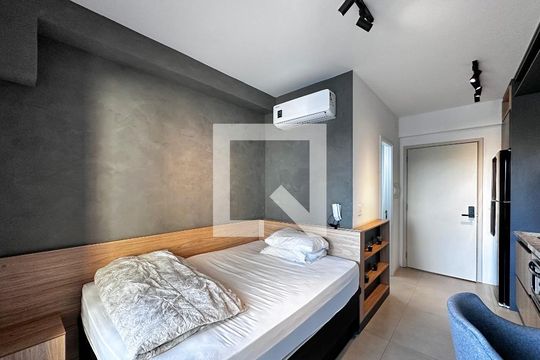 Quarto de kitnet/studio à venda com 0 quarto, 22m² em Jardim das Acacias, São Paulo