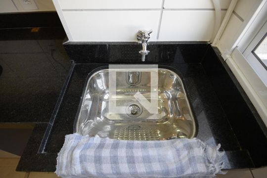 Área de Serviço de apartamento para alugar com 2 quartos, 38m² em Vila Independência, São Paulo