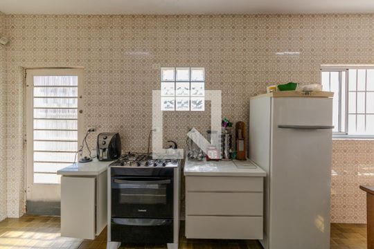 Cozinha de casa à venda com 4 quartos, 800m² em Jardim Londrina, São Paulo