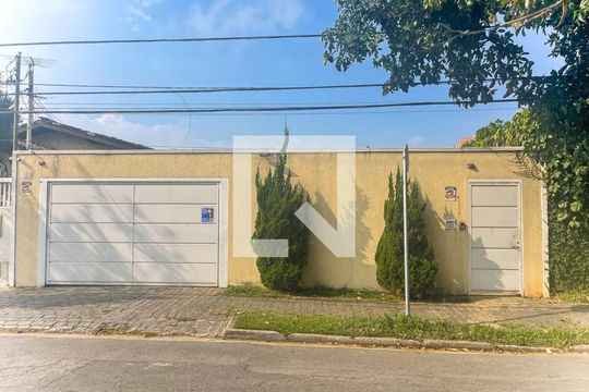 Fachada de casa à venda com 6 quartos, 420m² em Vila Inah, São Paulo