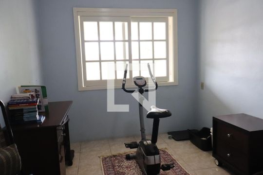 Quarto 01 de casa à venda com 4 quartos, 272m² em Feitoria, São Leopoldo