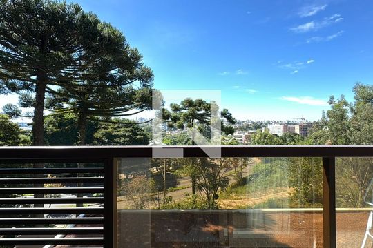 Varanda de kitnet/studio para alugar com 1 quarto, 25m² em Mossunguê, Curitiba