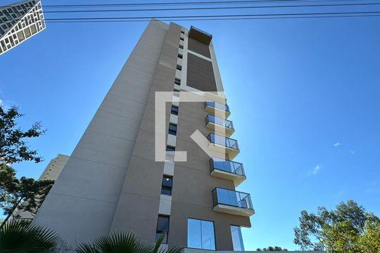 Fachada de kitnet/studio para alugar com 1 quarto, 25m² em Mossunguê, Curitiba