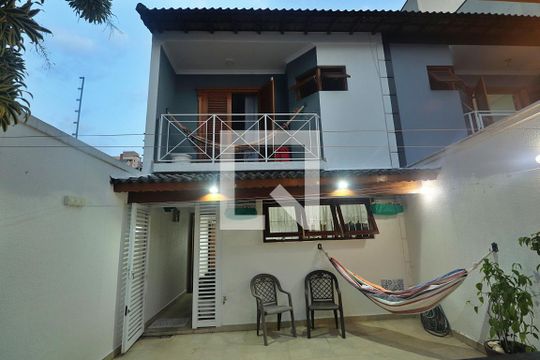 Quintal de casa à venda com 3 quartos, 230m² em Campestre, Santo André