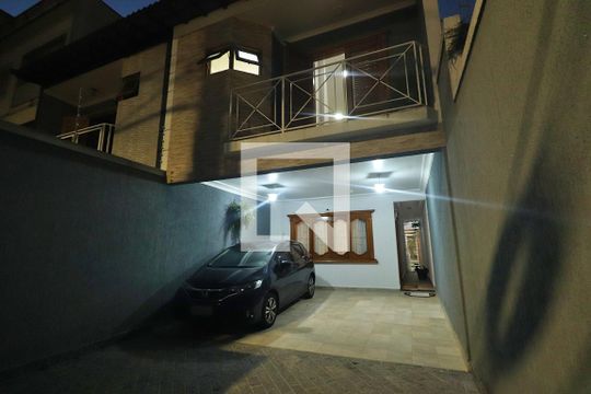 Garagem de casa à venda com 3 quartos, 230m² em Campestre, Santo André