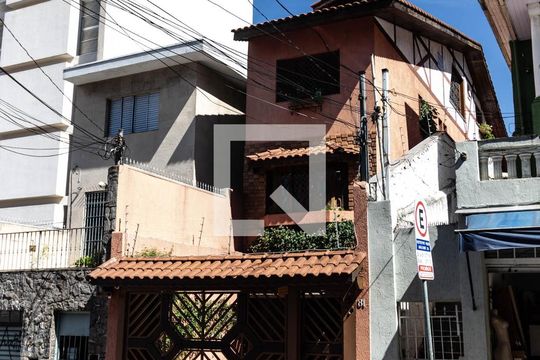 Fachada de casa para alugar com 4 quartos, 326m² em Santana, São Paulo