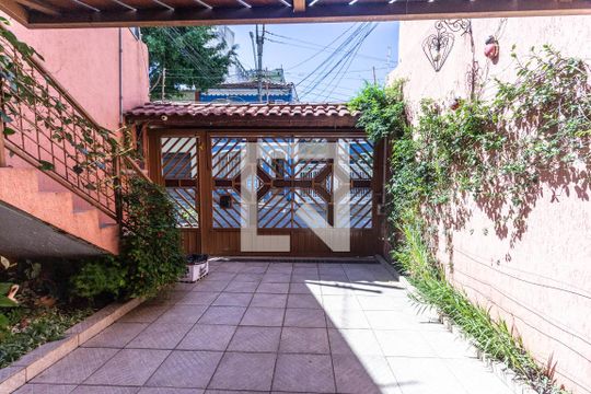 Garagem de casa para alugar com 4 quartos, 326m² em Santana, São Paulo