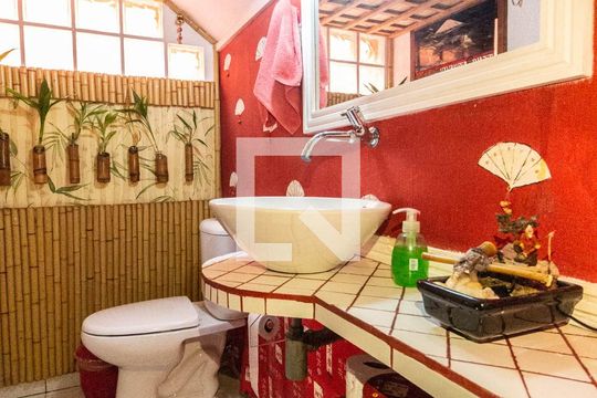 Lavabo 1 de casa para alugar com 4 quartos, 326m² em Santana, São Paulo