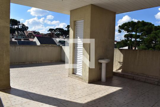 Área comum de apartamento para alugar com 1 quarto, 38m² em Xaxim, Curitiba