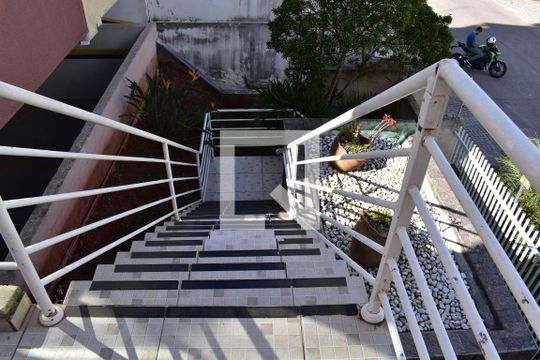 Área comum de apartamento para alugar com 1 quarto, 38m² em Xaxim, Curitiba