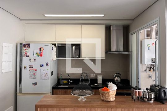 Cozinha de apartamento à venda com 2 quartos, 79m² em Vila Anastácio, São Paulo