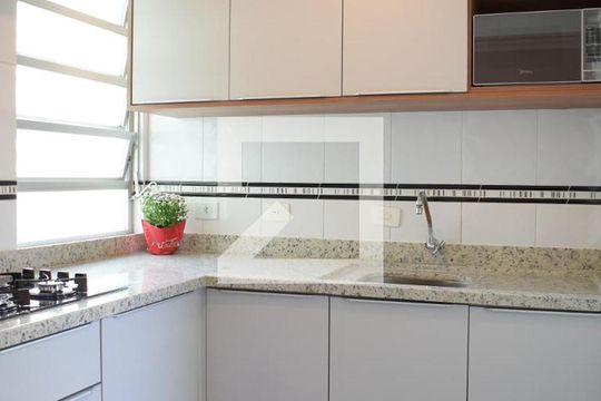 Cozinha de apartamento para alugar com 2 quartos, 59m² em Pilarzinho, Curitiba