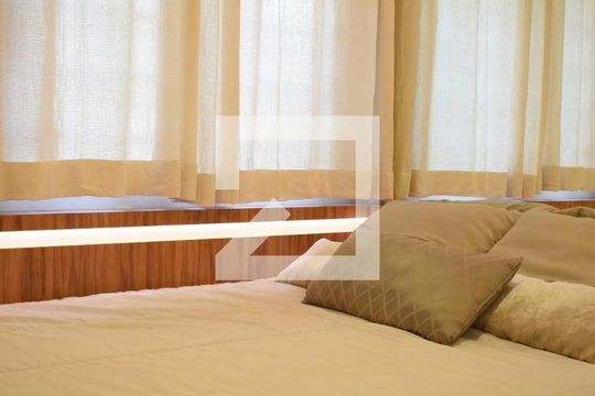 Quarto 2 de apartamento para alugar com 2 quartos, 60m² em Pilarzinho, Curitiba