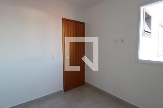 Quarto de apartamento para alugar com 1 quarto, 28m² em Vila Nivi, São Paulo