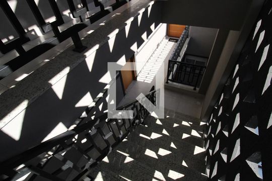 Área comum de apartamento para alugar com 1 quarto, 28m² em Vila Nivi, São Paulo
