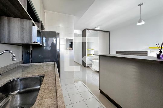 Cozinha de kitnet/studio à venda com 0 quarto, 35m² em Itaim Bibi, São Paulo