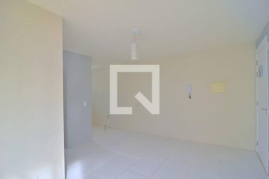 Sala de apartamento para alugar com 2 quartos, 49m² em Olaria, Canoas