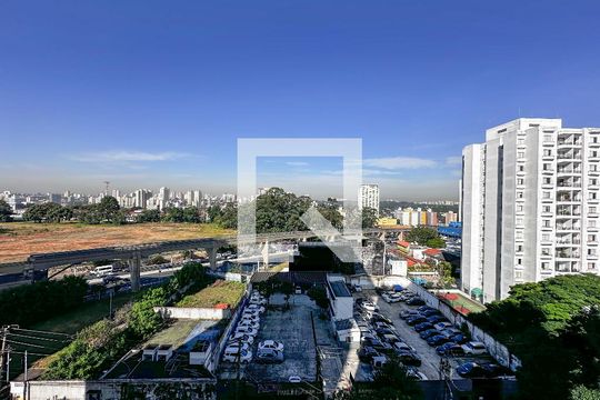 Vista de apartamento à venda com 2 quartos, 65m² em Nova Piraju, São Paulo