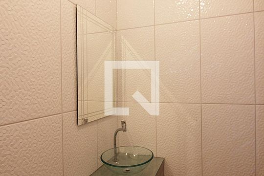 Lavabo de casa para alugar com 2 quartos, 149m² em Ferrazópolis, São Bernardo do Campo