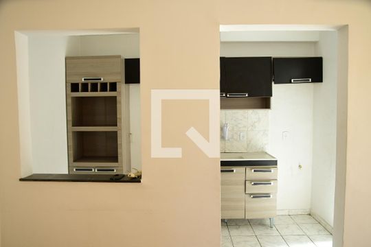 Cozinha de apartamento para alugar com 2 quartos, 56m² em Centro, Cotia