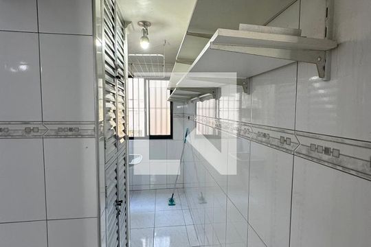Área de Serviço de apartamento para alugar com 3 quartos, 256m² em Jardim Raposo Tavares, São Paulo