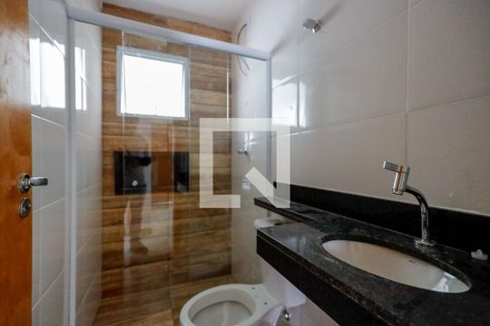 Banheiro de apartamento para alugar com 2 quartos, 45m² em Vila Dom Pedro Ii, São Paulo