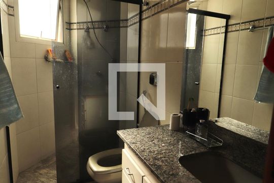 Banheiro 1 de apartamento à venda com 4 quartos, 290m² em Setor Oeste, Goiânia