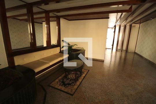 Hall de entrada de apartamento à venda com 4 quartos, 290m² em Setor Oeste, Goiânia
