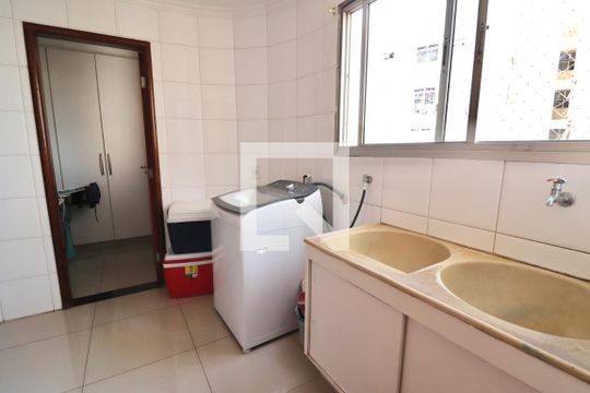 Área de Serviço de apartamento à venda com 4 quartos, 290m² em Setor Oeste, Goiânia