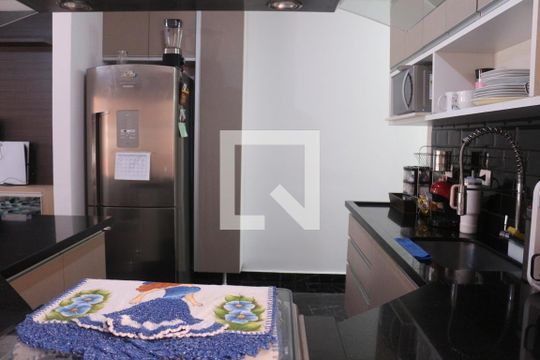 Cozinha de casa à venda com 2 quartos, 129m² em Jardim Sao Caetano, São Caetano do Sul