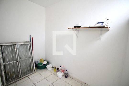 Quarto de Serviço de apartamento para alugar com 2 quartos, 60m² em Imbuí, Salvador
