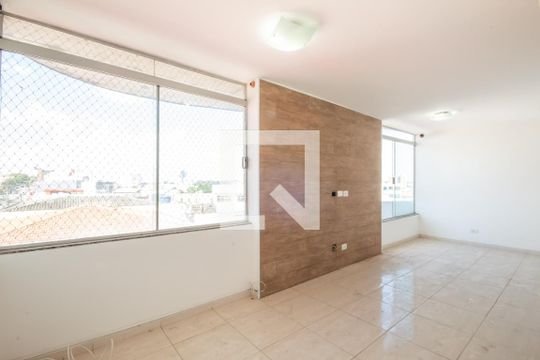 Sala de apartamento para alugar com 2 quartos, 70m² em Vila Osasco, Osasco