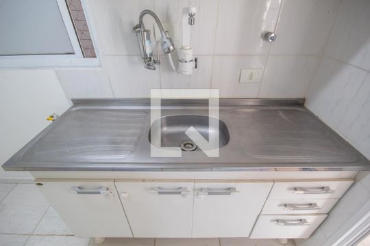Cozinha de apartamento para alugar com 2 quartos, 70m² em Vila Osasco, Osasco