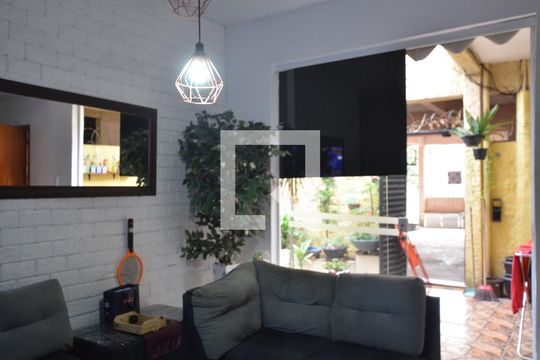 Sala de apartamento à venda com 2 quartos, 100m² em Irajá, Rio de Janeiro