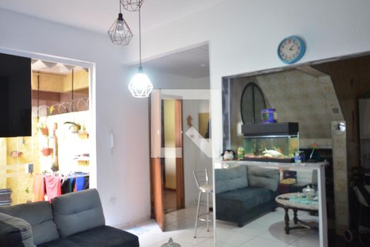 Sala de apartamento à venda com 2 quartos, 100m² em Irajá, Rio de Janeiro