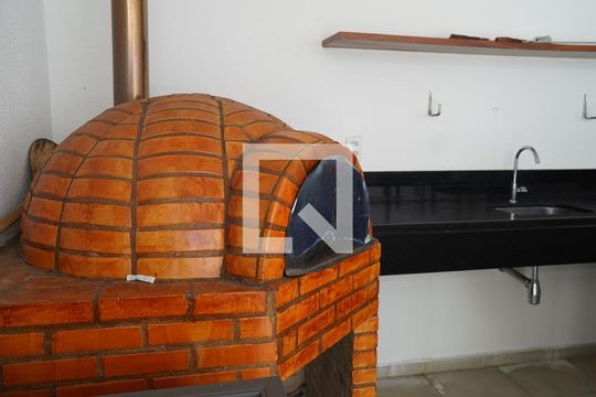 Churrasqueira de apartamento para alugar com 2 quartos, 64m² em Camorim, Rio de Janeiro