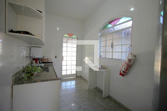 Cozinha de casa à venda com 3 quartos, 400m² em Dom Bosco , Belo Horizonte