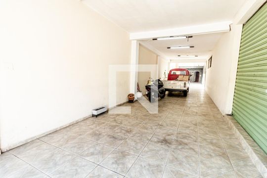 Garagem de casa à venda com 3 quartos, 279m² em Vila Curuca, Santo André