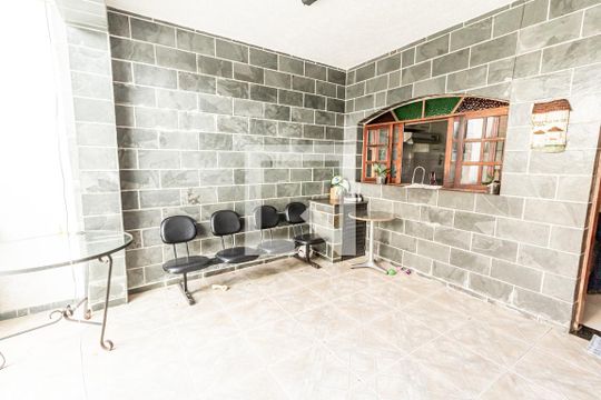Área de Serviço de casa à venda com 3 quartos, 279m² em Vila Curuca, Santo André