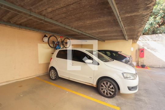 Garagem de apartamento à venda com 2 quartos, 68m² em Vila Formosa, Jundiaí