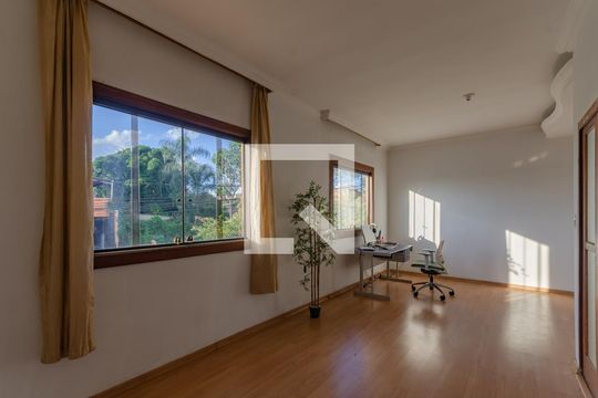Quarto 1 de casa para alugar com 3 quartos, 800m² em Europa, Belo Horizonte